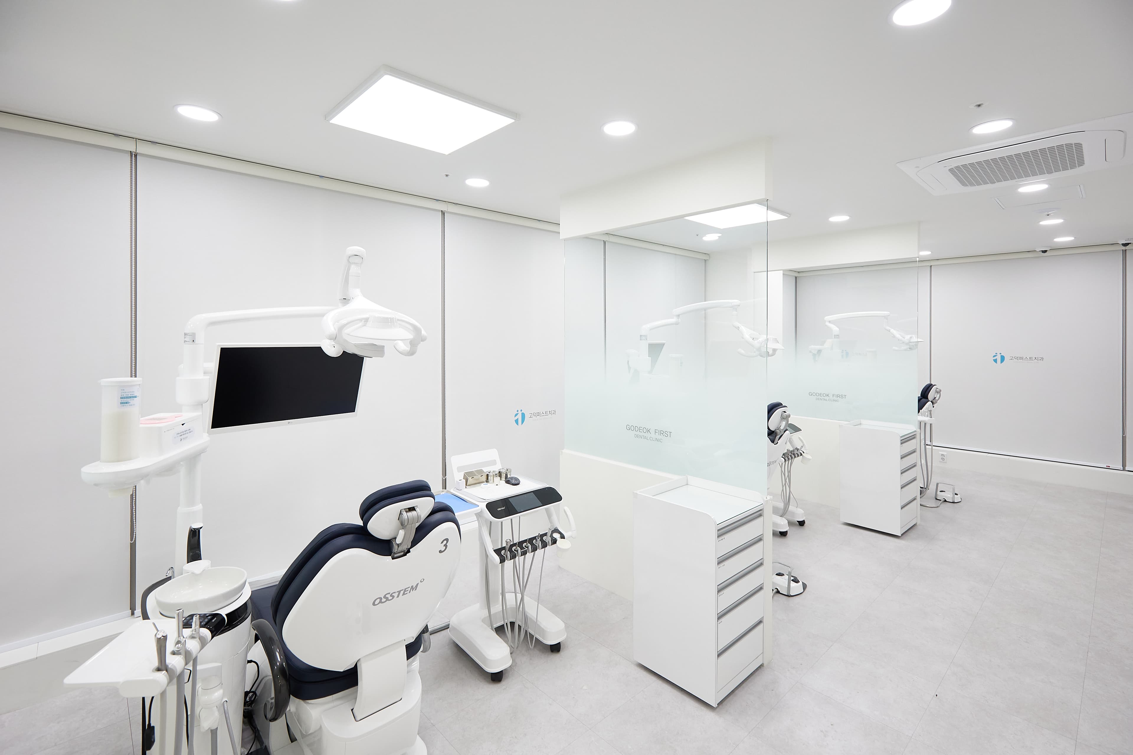 OSSTEM 유닛 완비 진료실